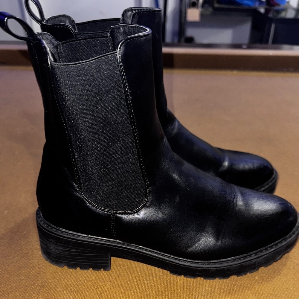 Express Black Boots